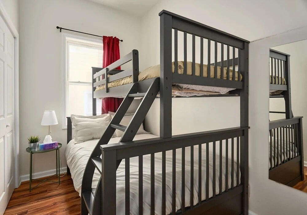 photo 1 of Gorgeous Duplex With Parking by JSQ