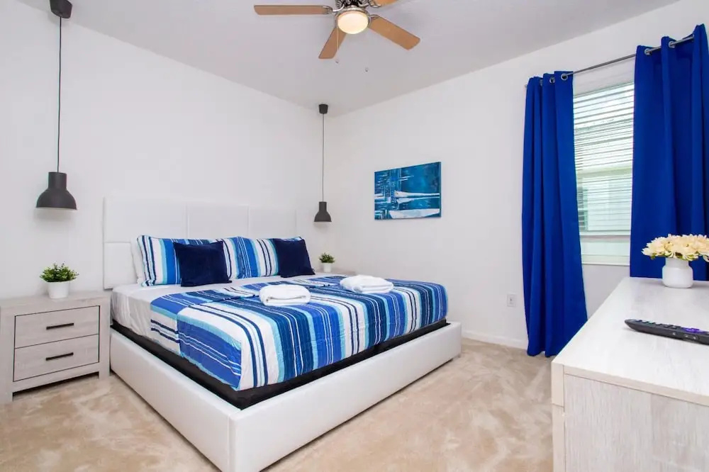 photo 1 of Gorgeous Family Home Sleeps 28 Blv103