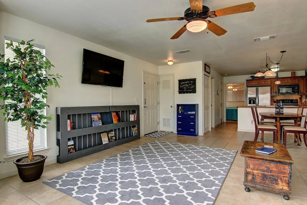 photo 1 of Gracelanda Ww C302 1 Bedroom Condo by RedAwning