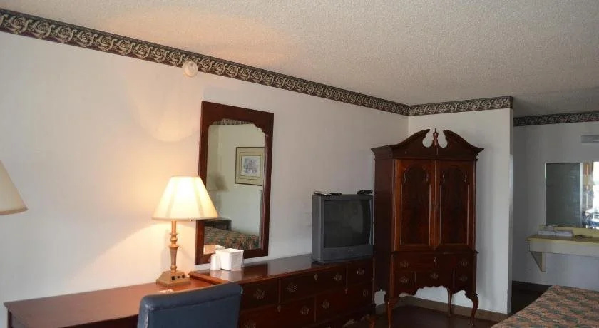 photo 1 of Granbury Inn & Suites