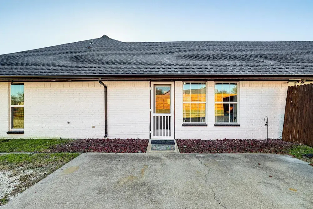 photo 1 of Granbury Studio - 10 Mins From Town + The Lake!