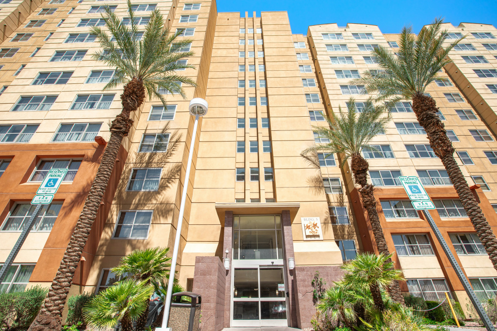 photo 1 of Grandview at Las Vegas