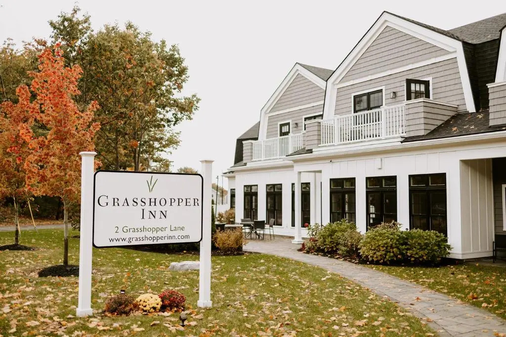 photo 1 of Grasshopper Inn