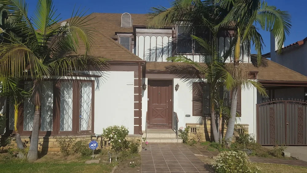photo 1 of Great 2 Floor house in Beverly-wood