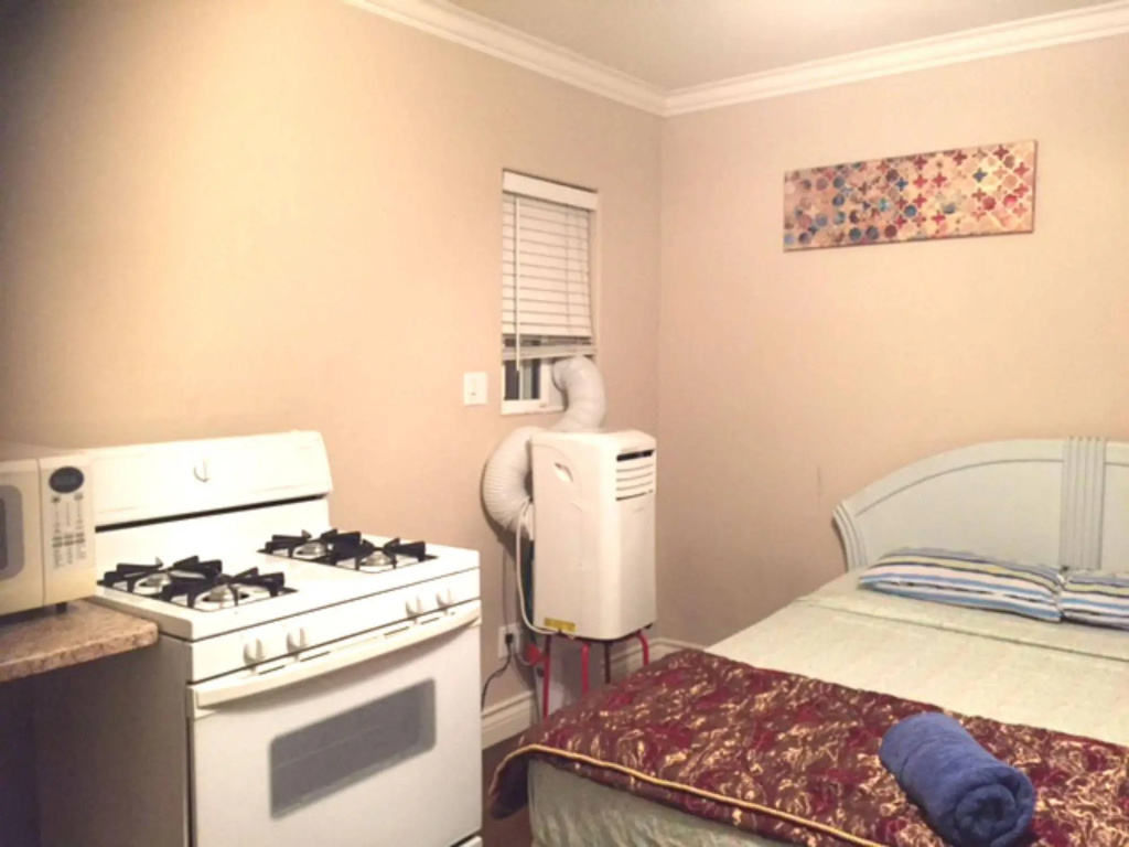 photo 1 of Great Tarzana Guest House