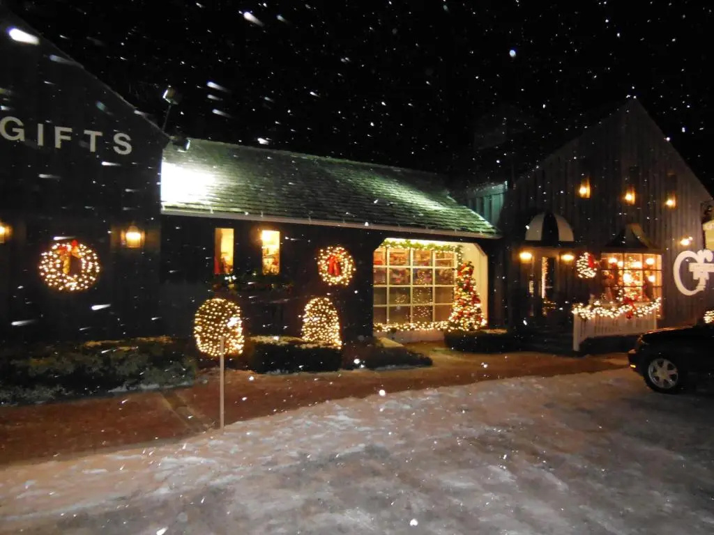 photo 1 of Greenbrier Inn