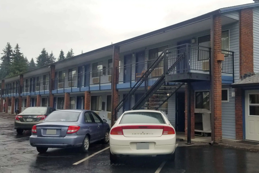 photo 1 of Super 8 by Wyndham Vancouver East