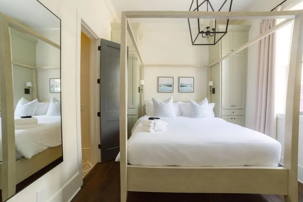 photo 1 of Guesthouse Charleston EAST 46 E