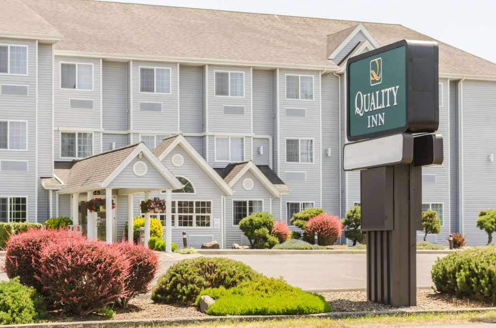 photo 1 of Quality Inn Seaside Oregon Coast