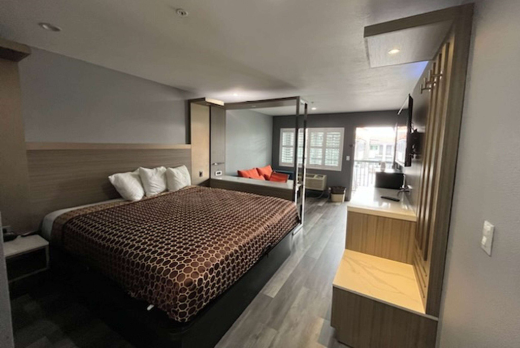 photo 1 of Travelodge by Wyndham Whittier