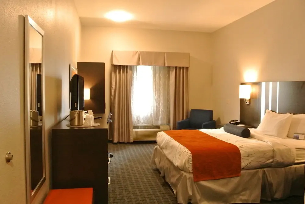 photo 1 of GuestHouse Inn & Suites Lexington