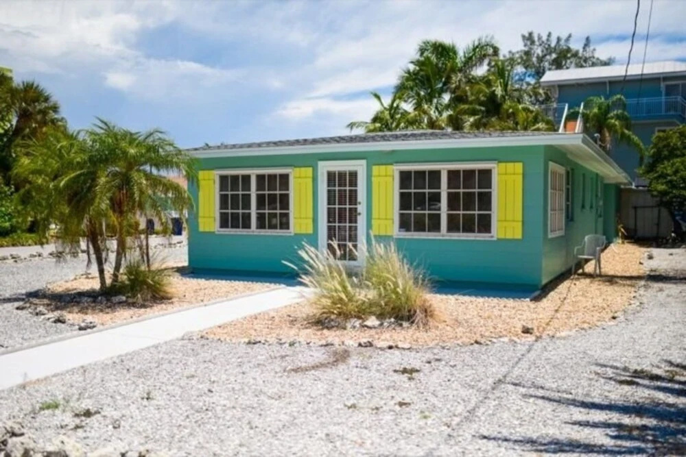 photo 1 of 3706 Gulf Dr 2 Bedroom Home by RedAwning