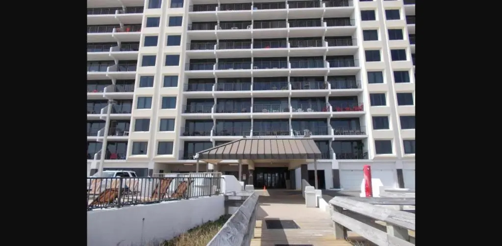 photo 1 of Gulf Shores Island Winds East #103, Gulf Front. Closest building to Hangout!