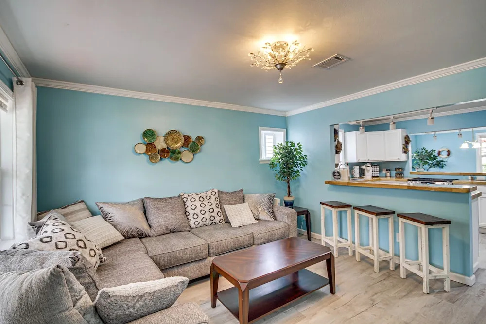 photo 1 of Gulfport Vacation Rental w/ Patio & Game Room!