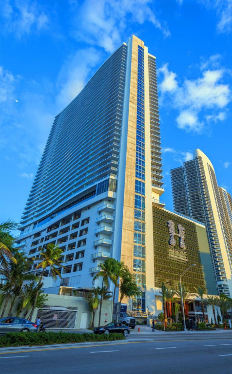 photo 1 of Lyfe Beach Resort