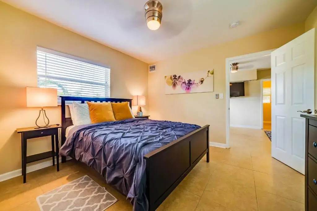 photo 1 of Hainsley Apartments at 1115
