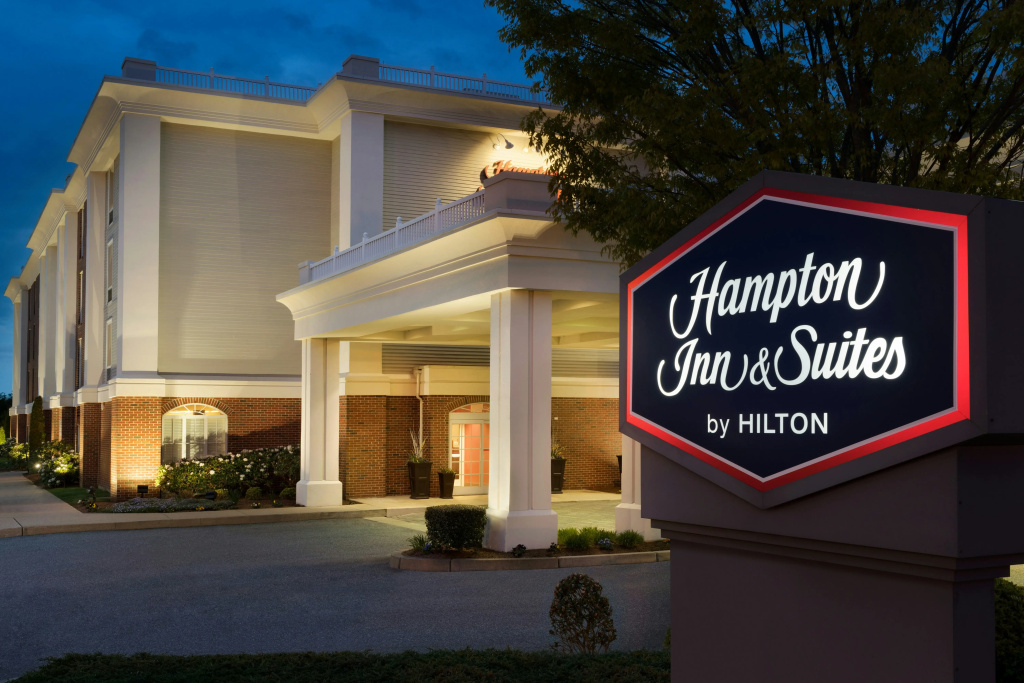 photo 1 of Hampton Inn & Suites Newport/Middletown