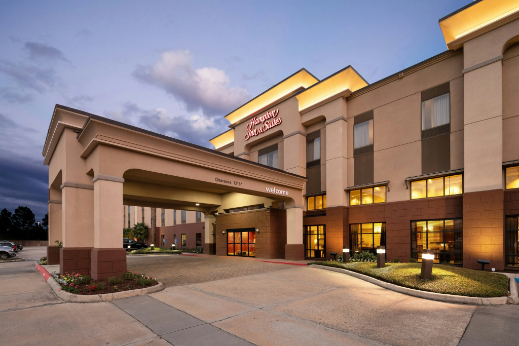 photo 1 of Hampton Inn & Suites Baton Rouge - I-10 East
