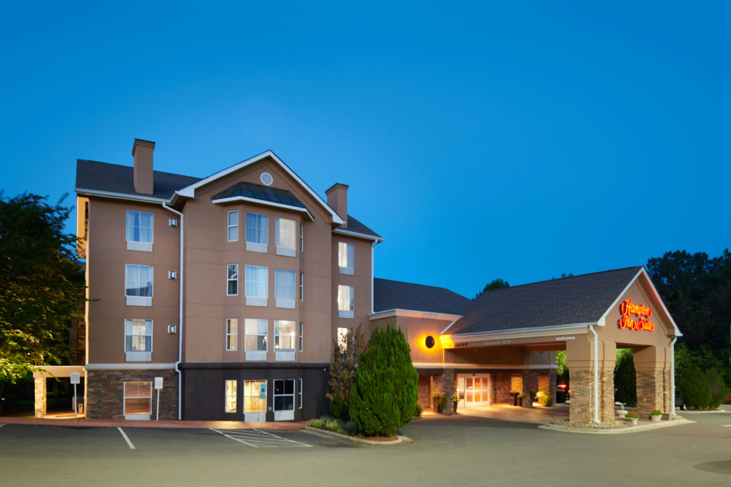 photo 1 of Hampton Inn & Suites Chapel Hill/Durham, Area