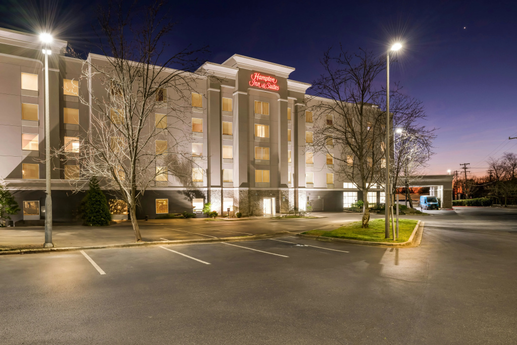 photo 1 of Hampton Inn & Suites Charlotte Airport