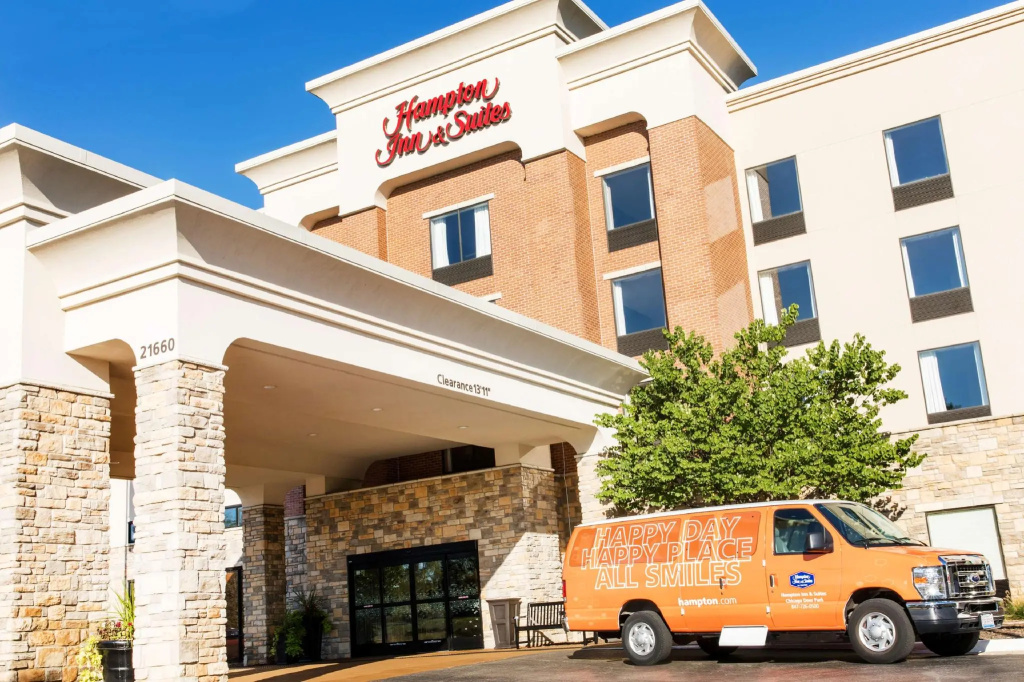 photo 1 of Hampton Inn & Suites Chicago Deer Park