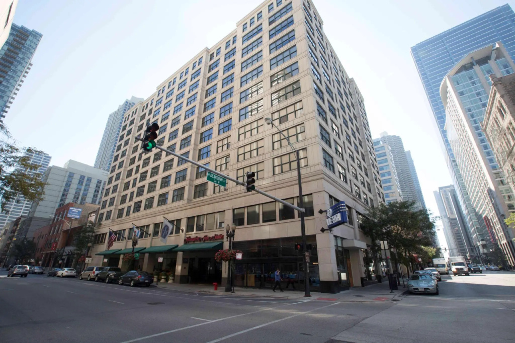 photo 1 of Hampton Inn & Suites Chicago Downtown