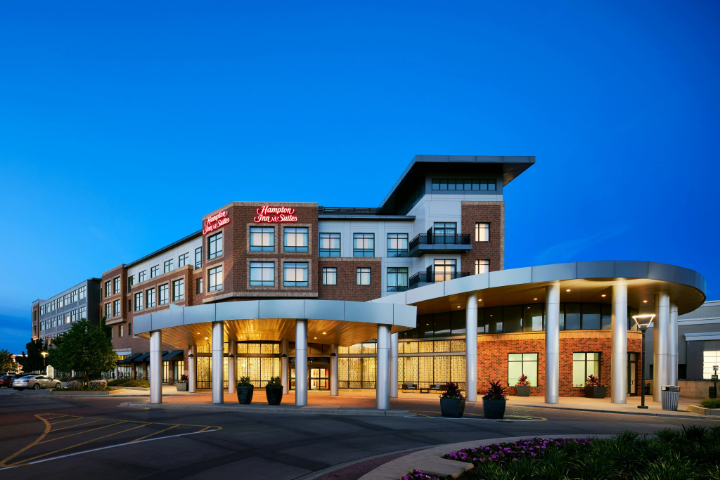 photo 1 of Hampton Inn & Suites Chicago/Mt. Prospect