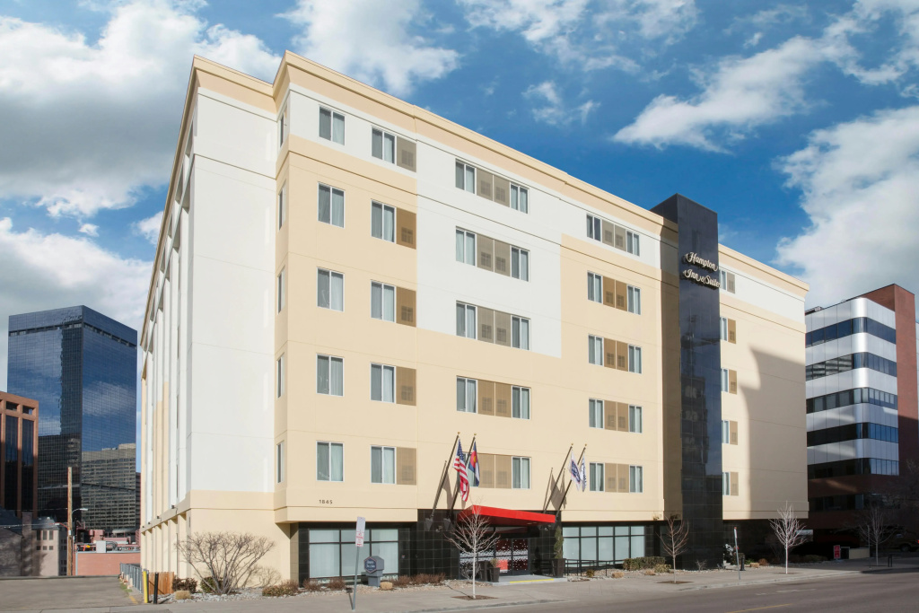 photo 1 of Hampton Inn & Suites Denver-Downtown