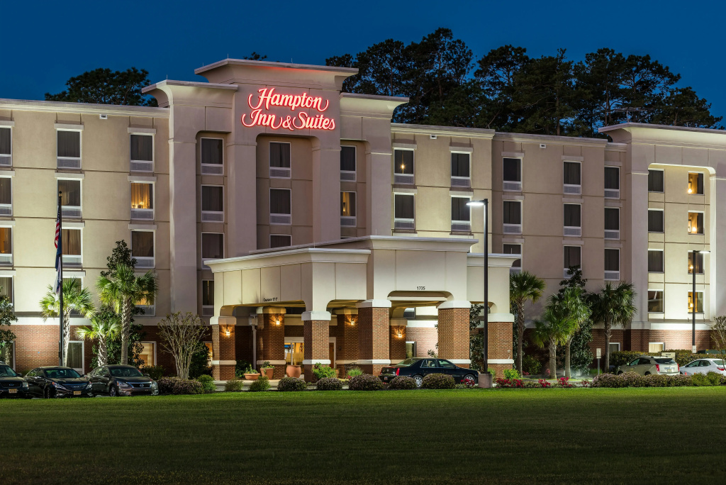 photo 1 of Hampton Inn & Suites Florence-North-I-95