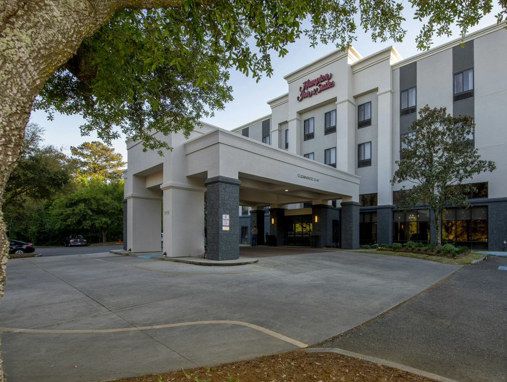 photo 1 of Hampton Inn & Suites Lafayette