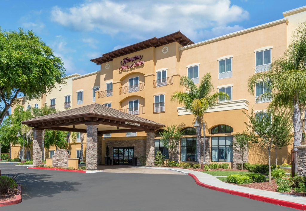 photo 1 of Hampton Inn & Suites Lodi