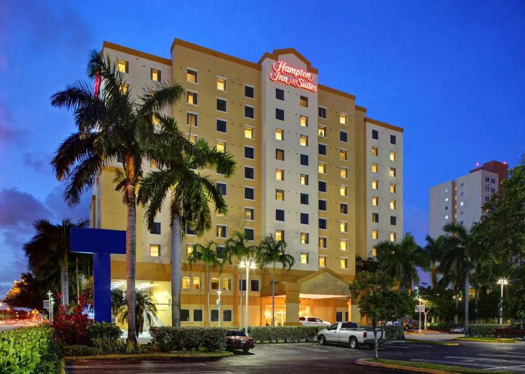 photo 1 of Hampton Inn & Suites Miami-Airport South-Blue Lagoon