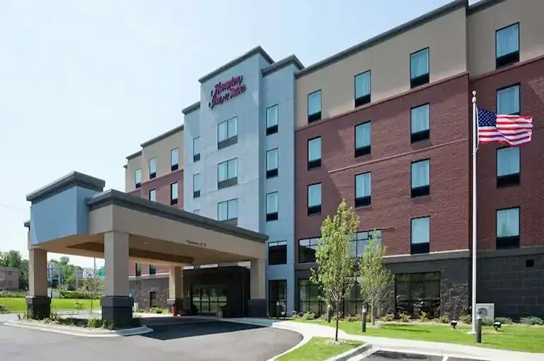 photo 1 of Hampton Inn & Suites Minneapolis West/ Minnetonka