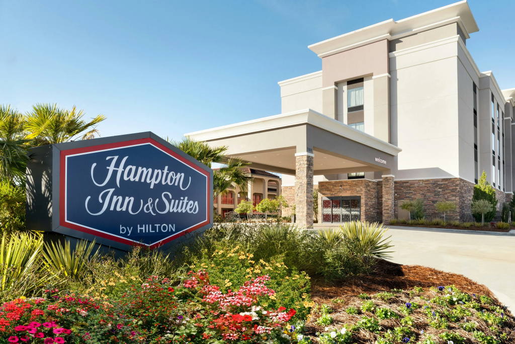 photo 1 of Hampton Inn & Suites Monroe