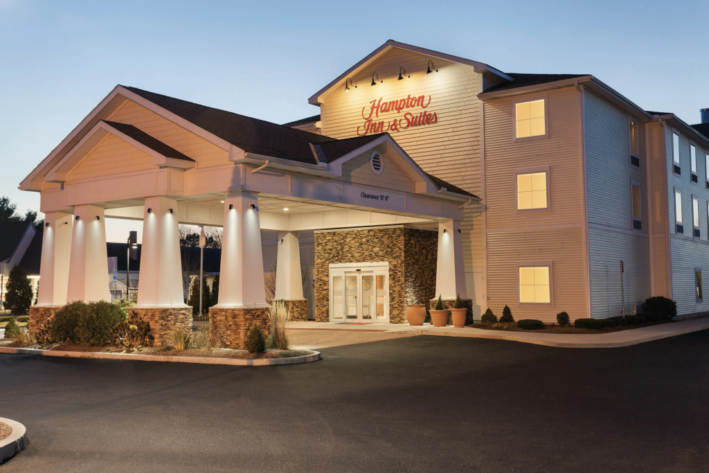 photo 1 of Hampton Inn & Suites Mystic