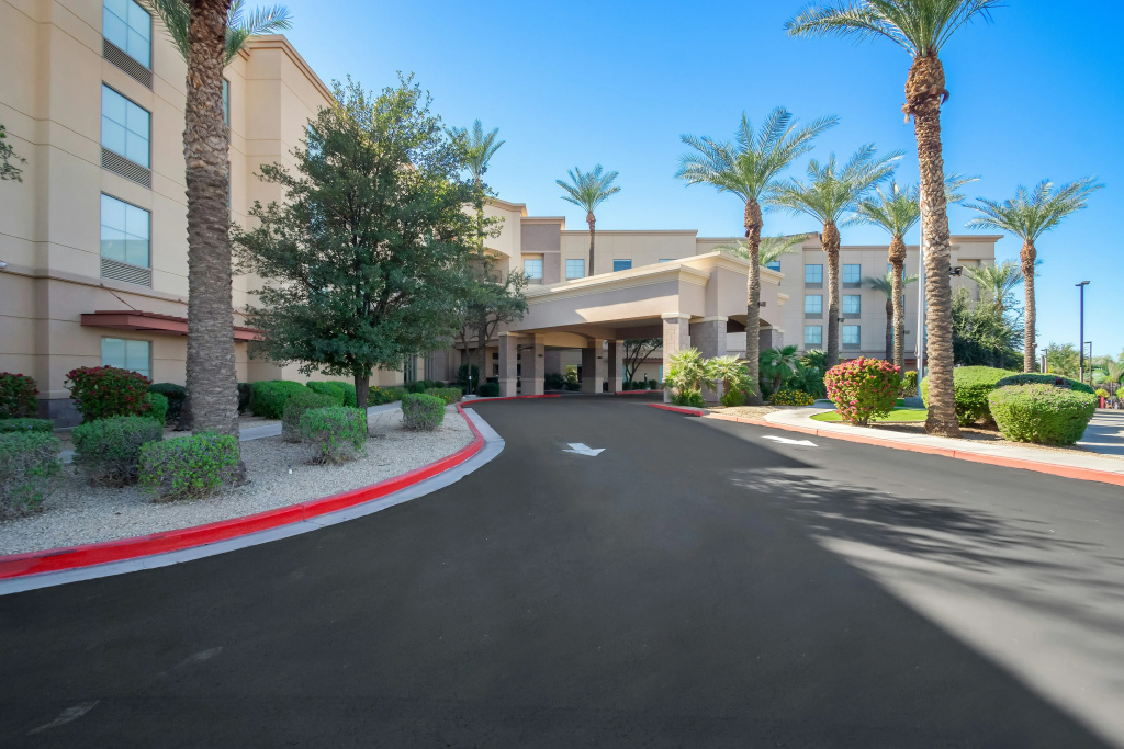 photo 1 of Hampton Inn & Suites Phoenix/Gilbert