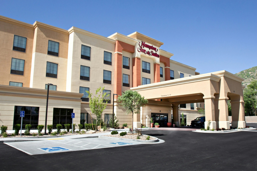 photo 1 of Hampton Inn & Suites Salt Lake City/Farmington