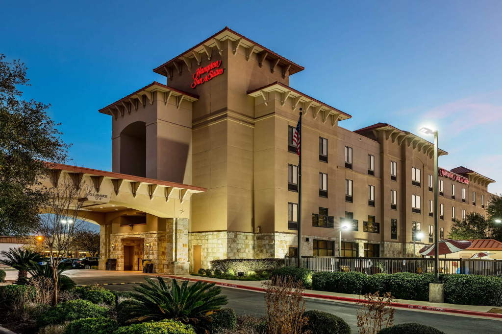 photo 1 of Hampton Inn & Suites San Marcos