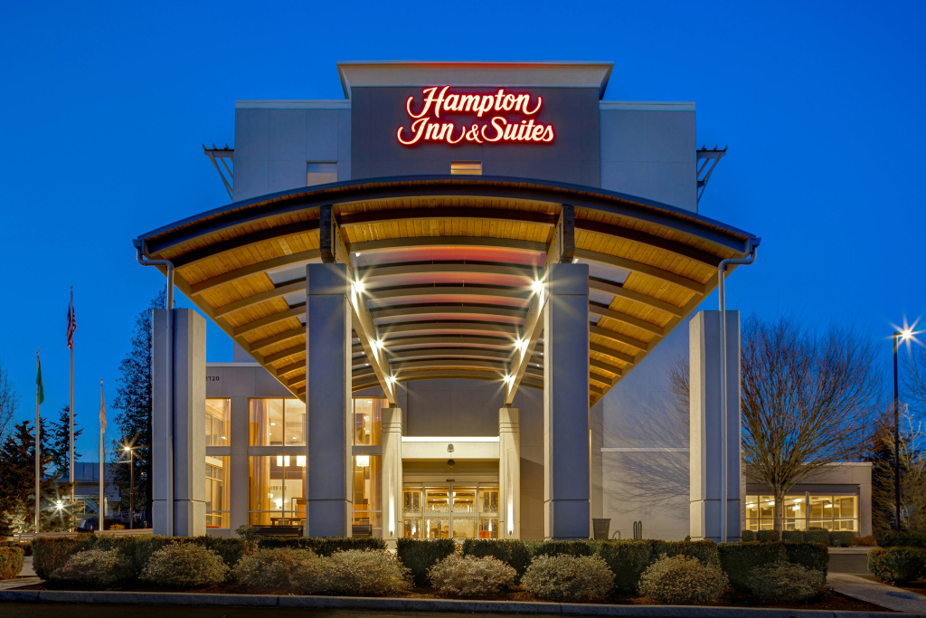 photo 1 of Hampton Inn & Suites Seattle/Federal Way