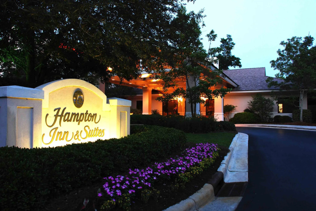 photo 1 of Hampton Inn & Suites Wilmington/Wrightsville Beach