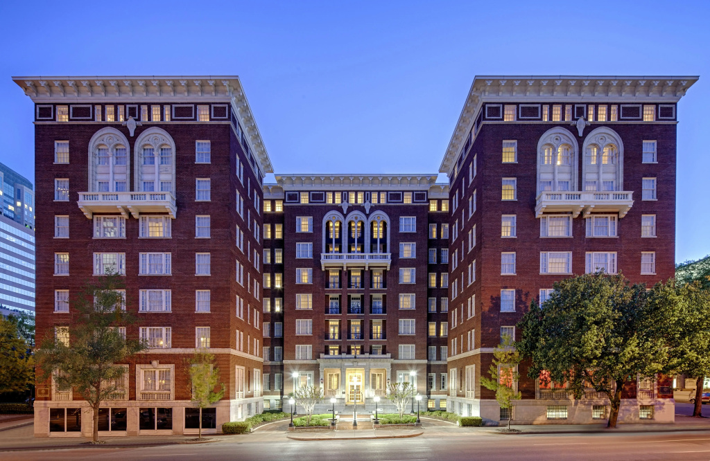 photo 1 of Hampton Inn & Suites Birmingham-Downtown-Tutwiler