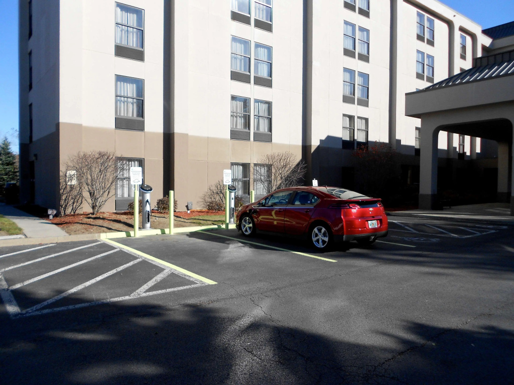 photo 1 of Hampton Inn Albany-Wolf Road (Airport)