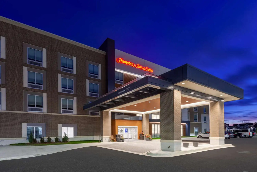 photo 1 of Hampton Inn and Suites by Hilton Bloomfield Hills Detroit