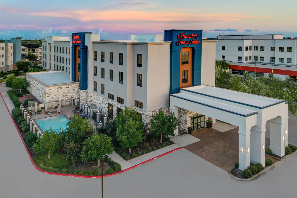 photo 1 of Hampton Inn & Suites Houston/Pasadena