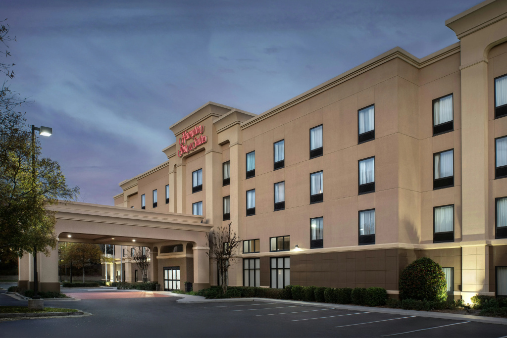 photo 1 of Hampton Inn & Suites Laurel, MS