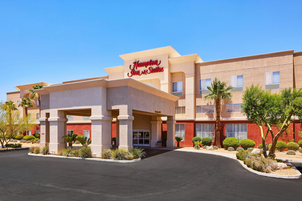 photo 1 of Hampton Inn & Suites Ridgecrest