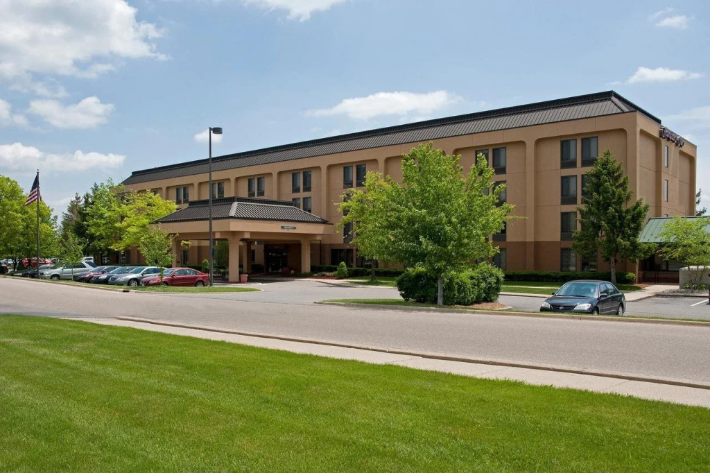 photo 1 of Ann Arbor North Inn Hotel