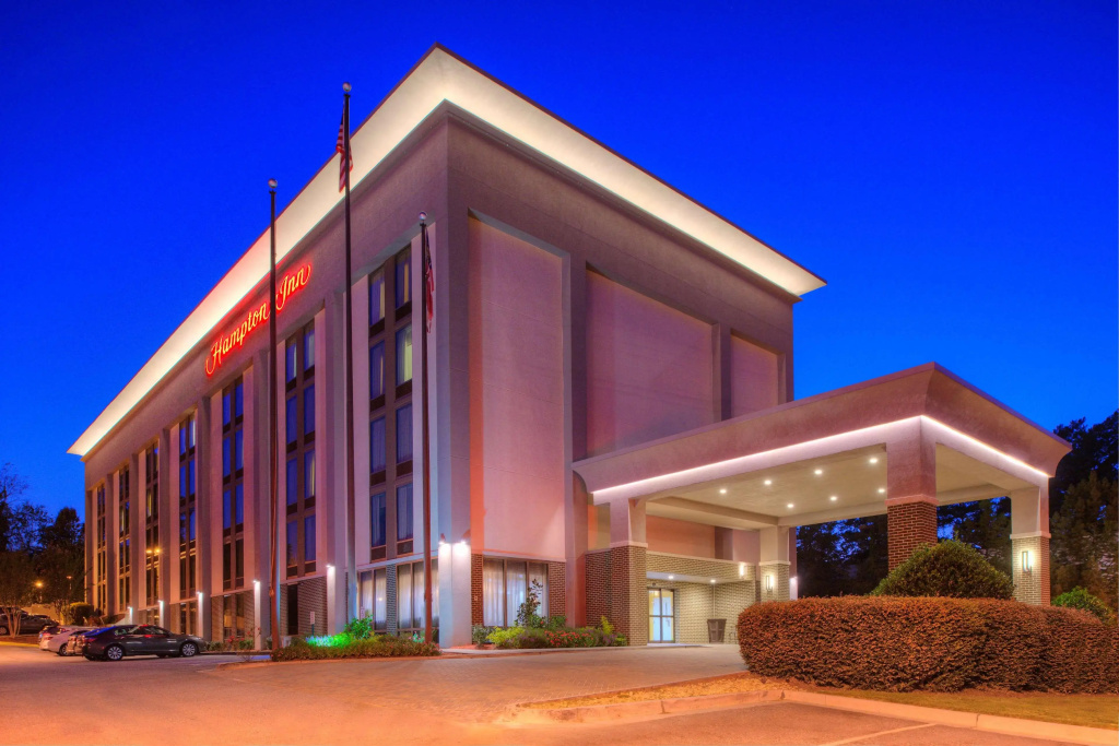 photo 1 of Hampton Inn Atlanta-North Druid Hills Hotel