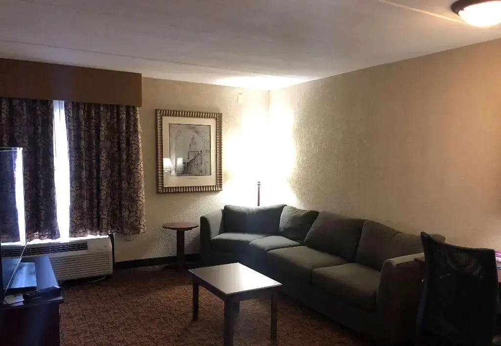photo 1 of Hampton Inn Baltimore-Washington International