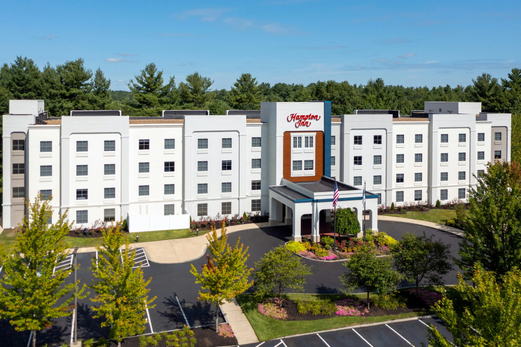 photo 1 of Hampton Inn Boston Bedford Burlington